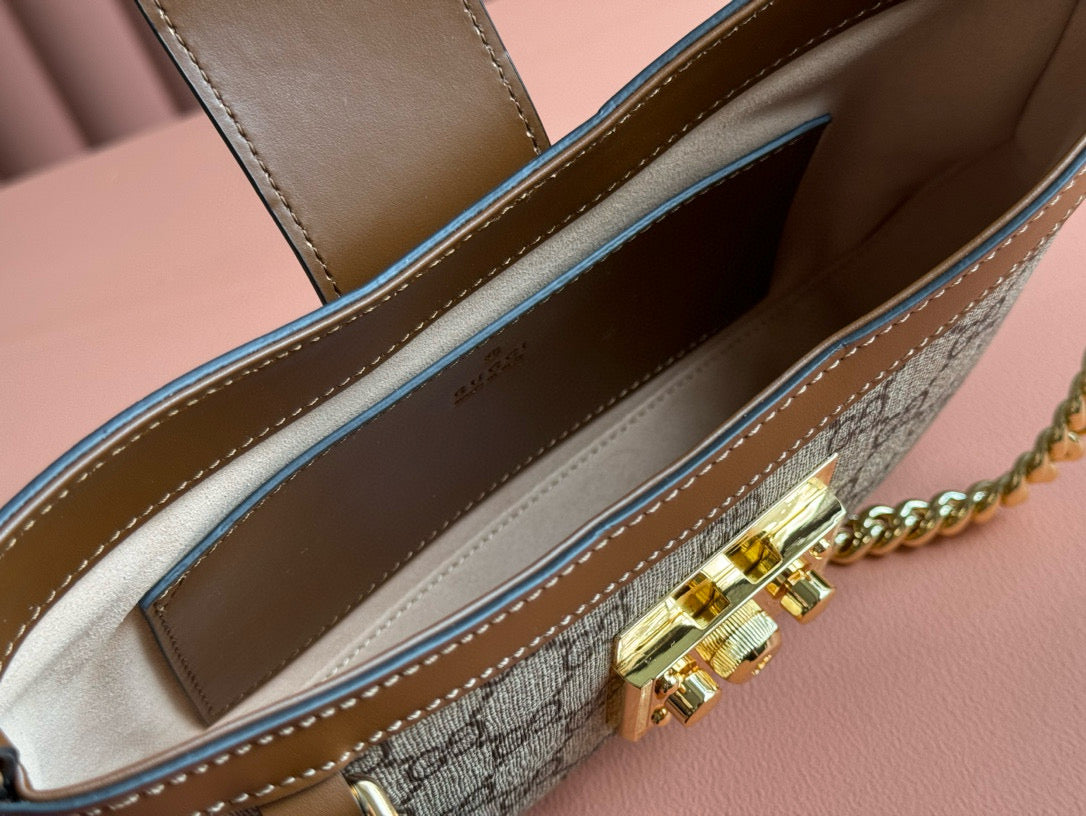 Petit sac bandoulière GG Supreme Cadenas 26 cm