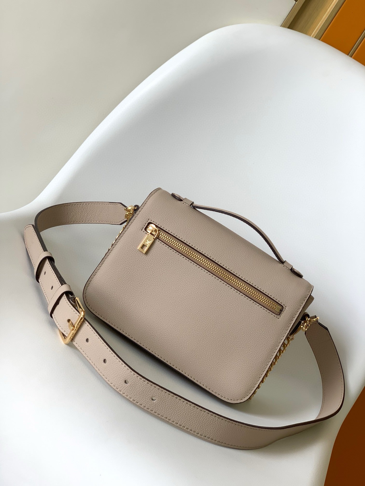 OXFORD LOCKME 22CM CUIR DE VEAU GREIGE 