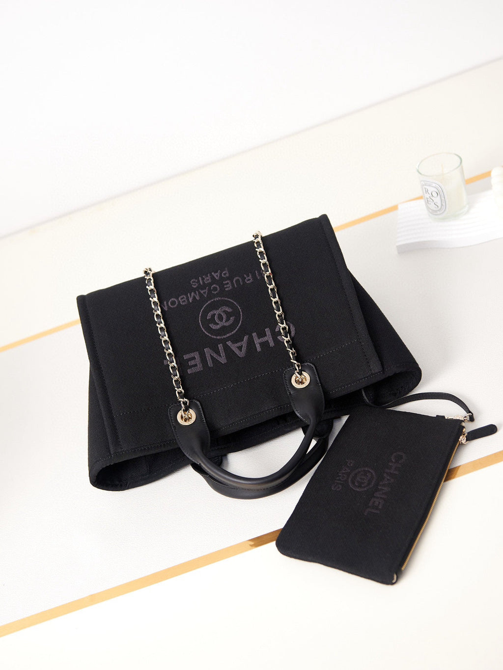 Petit sac cabas CC DEAUVILLE 33 cm en cuir de veau mélangé noir
