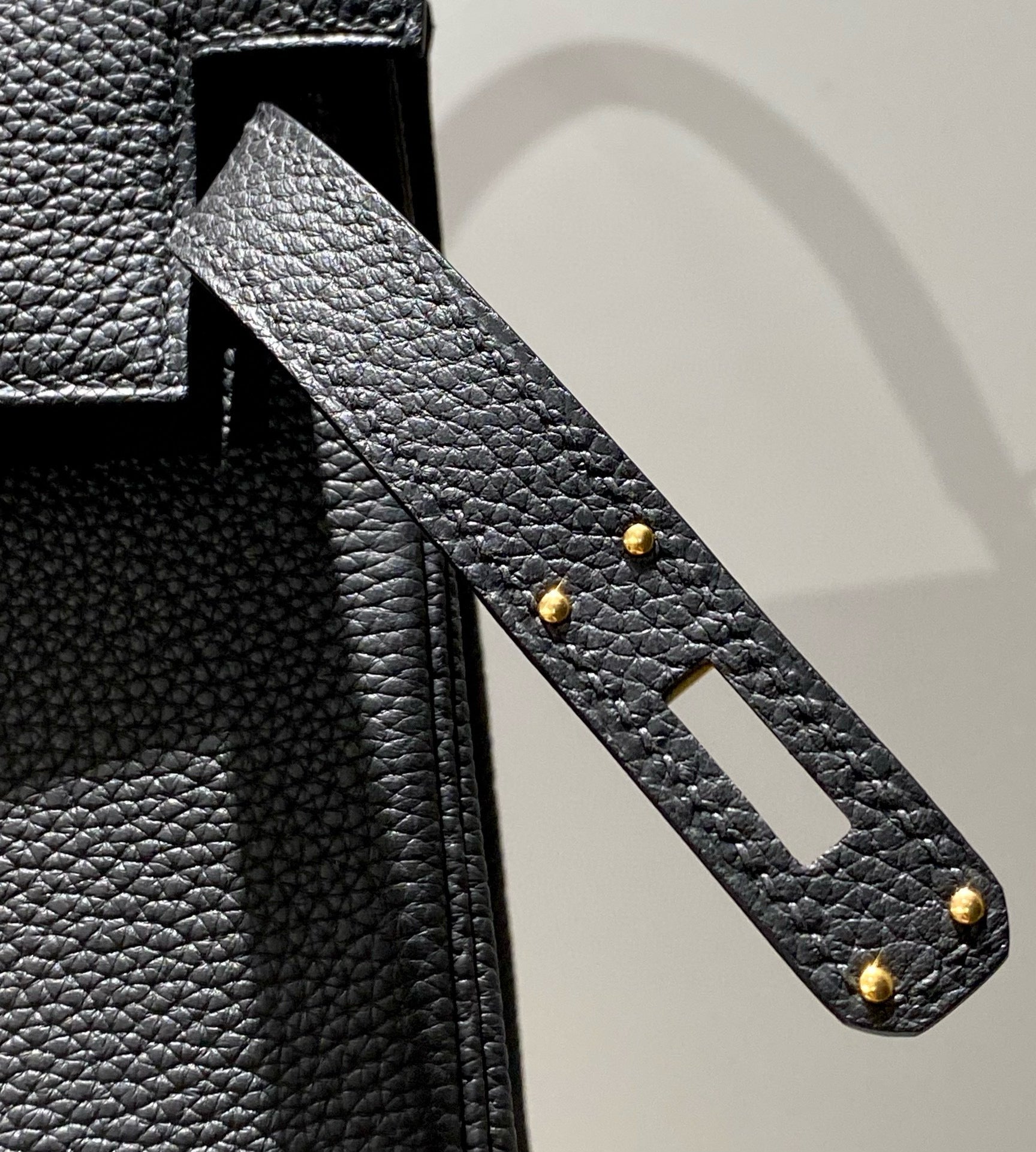 HM KELLY 25CM NOIR TOGO QUINCAILLERIE OR