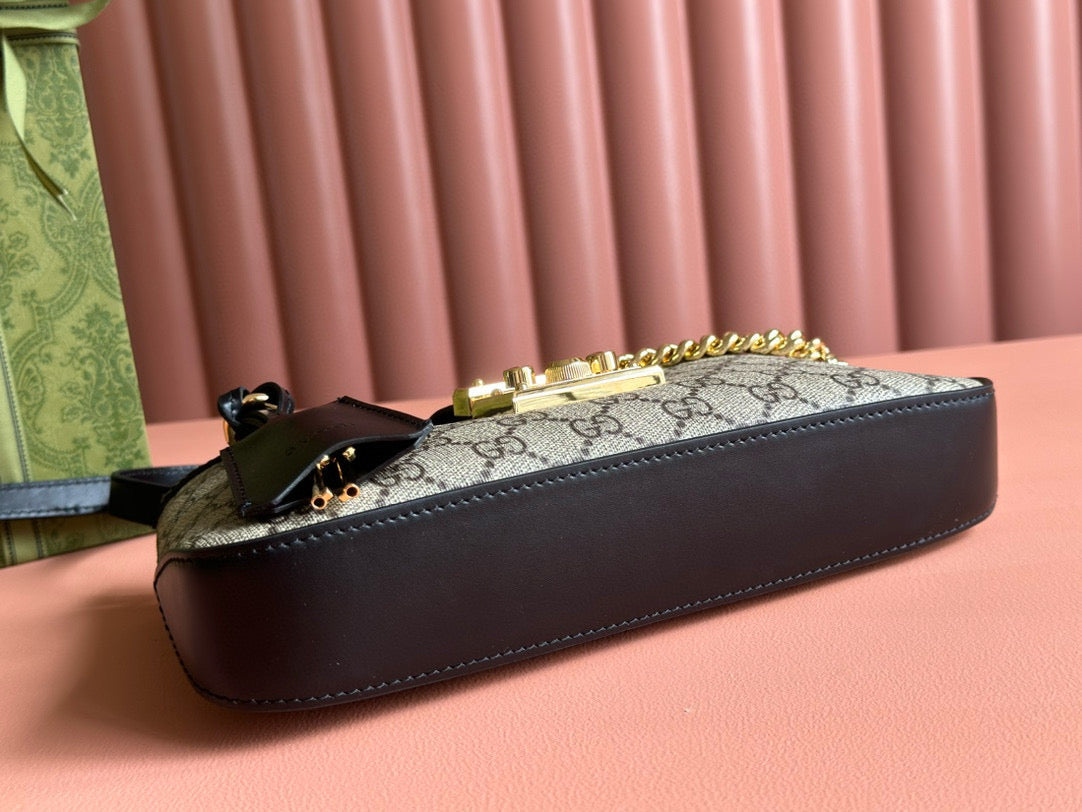 Cadenas GG petit format 24 toile beige cuir de veau noir