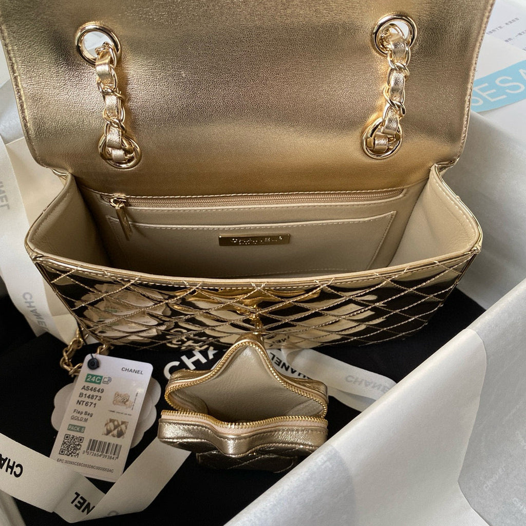 CC LARGE BACKPACK 31CM GOLD PATENT CALFSKIN GOLD HARDWARE