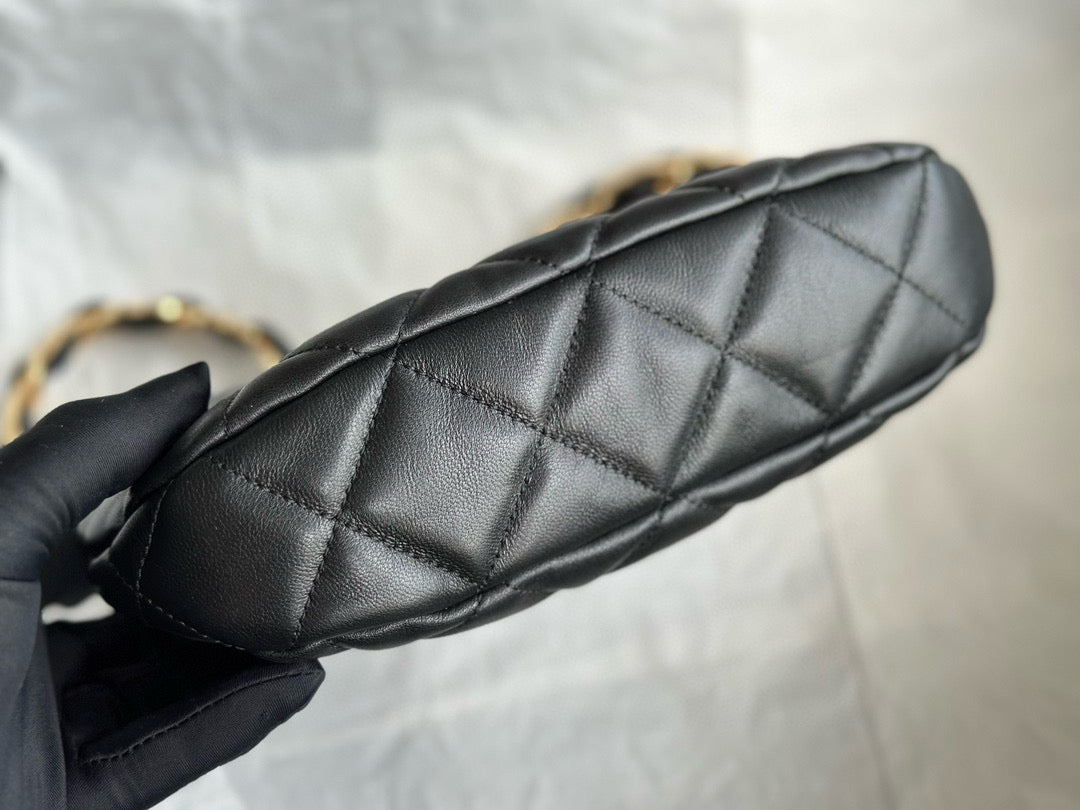 CC 24K HOBO BAG 23CM BLACK SHINY LAMBSKIN