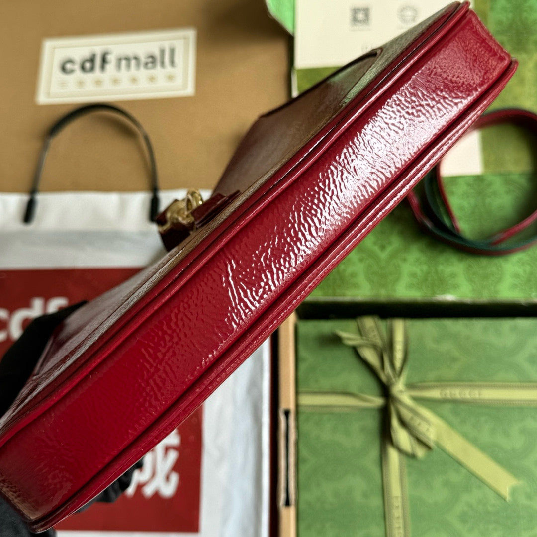 SAC À BANDOULIÈRE GG JACKIE MINI 19 EN CUIR DE VEAU ROUGE FONCÉ