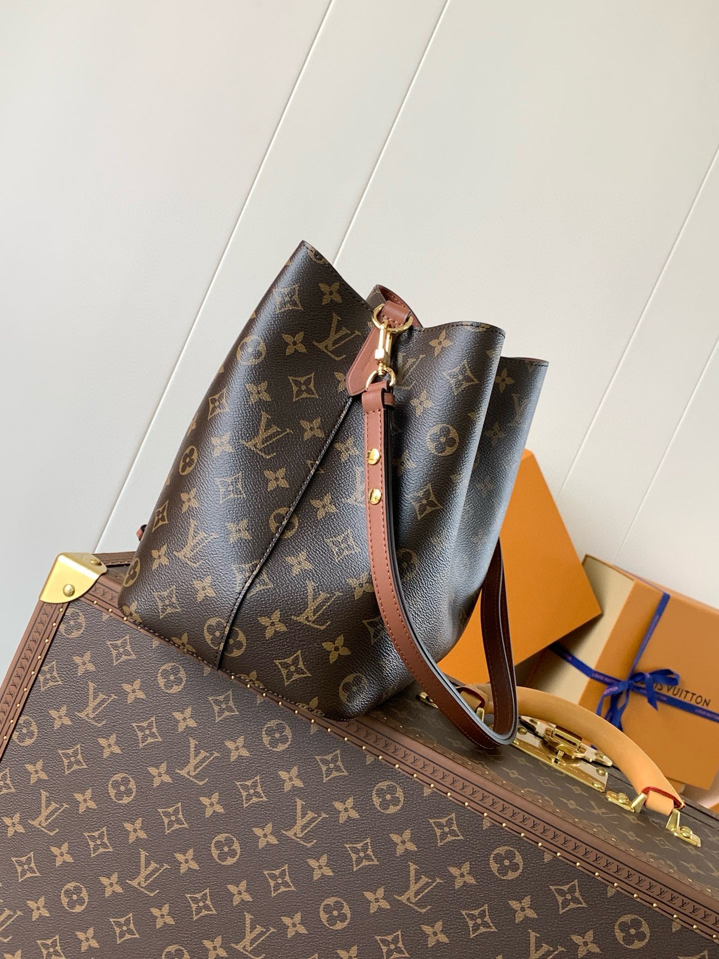 TOILE MONOGRAMME MARRON NEONOE MM 26CM