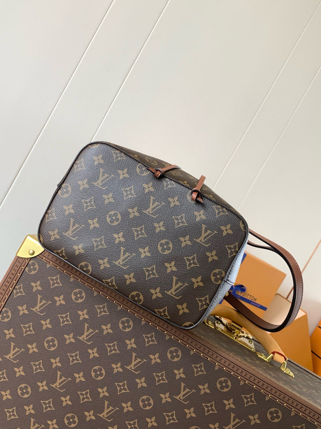 NEONOE MM 26CM BROWN MONOGRAM CANVAS