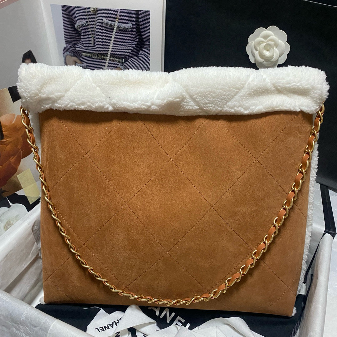 CC 22 BAG 35CM BROWN WHITE SHEARLING LAMBSKIN