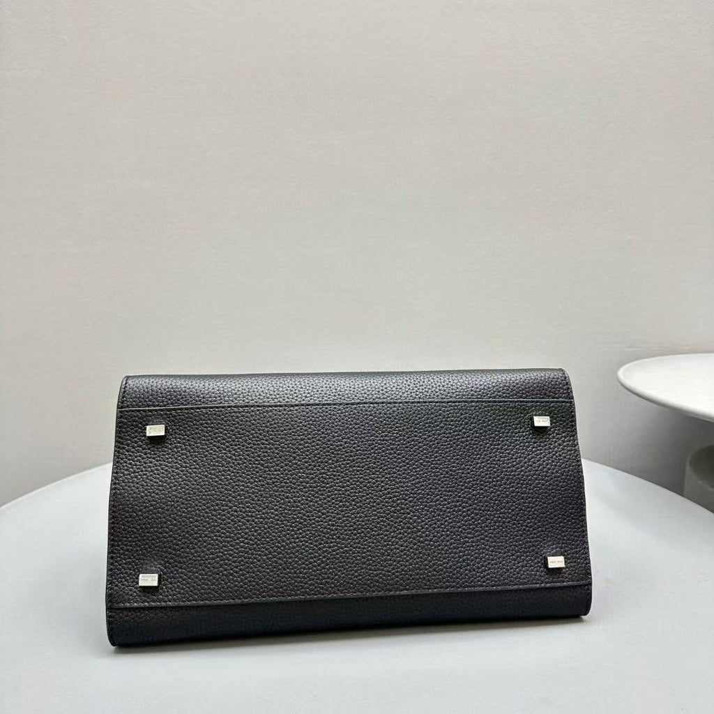 THE ROW MARGAUX 32CM CUIR DE VEAU GRAINÉ NOIR