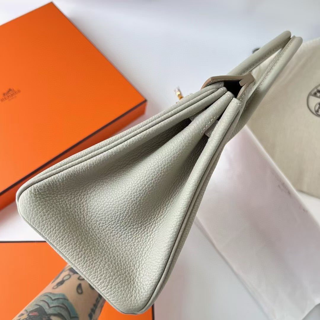 SAC HM BIRKIN GRIS PERLE CUIR TOGO QUINCAILLERIE DORÉ