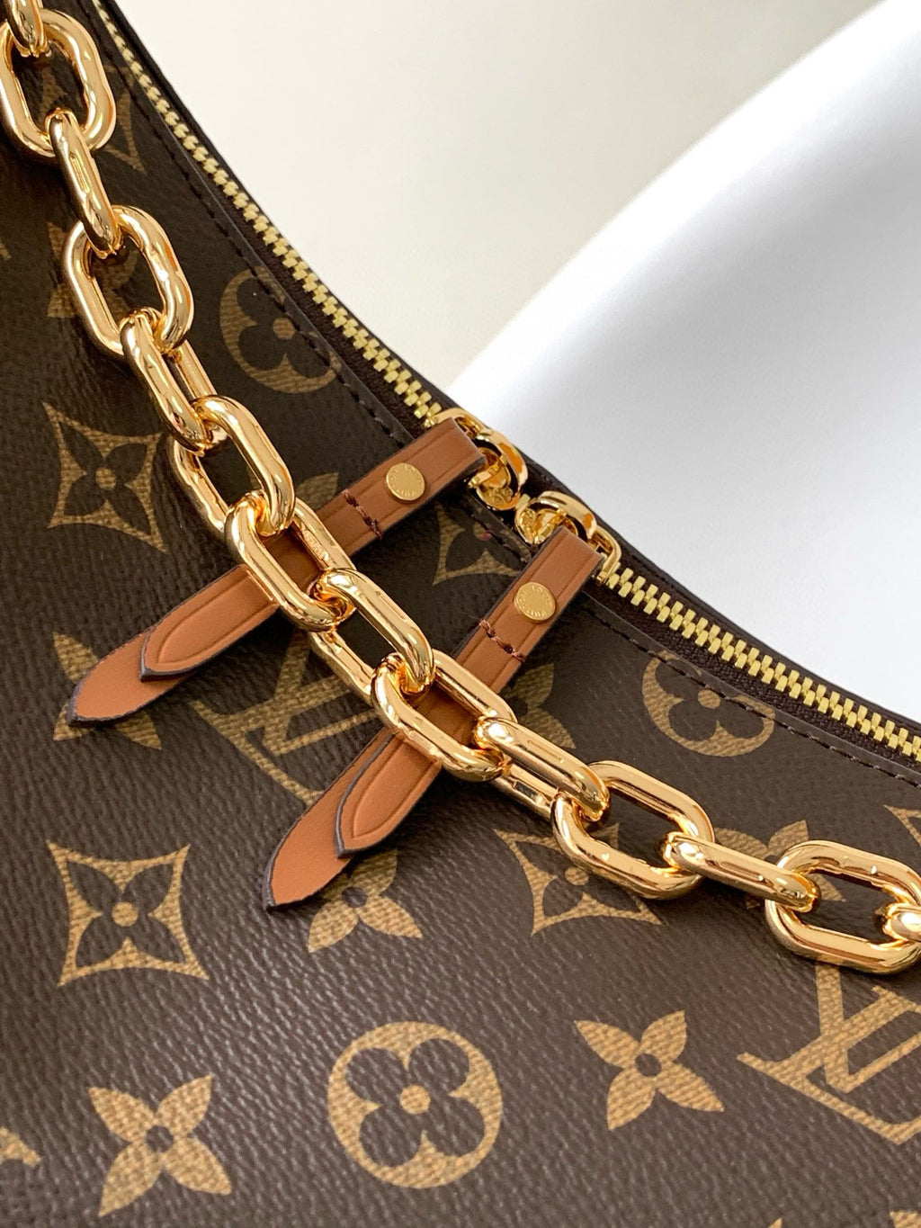 SAC HOBO LOOP LV 38 CM EN TOILE MONOGRAMME MARRON