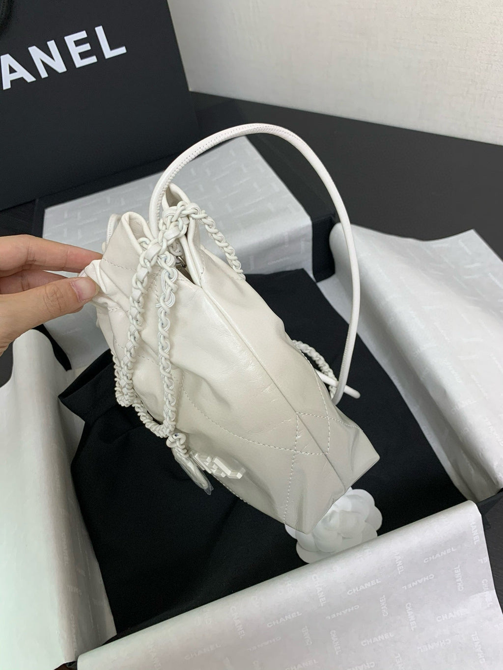 CC MINI 22 HOBO BAG WHITE GREY LAMBSKIN