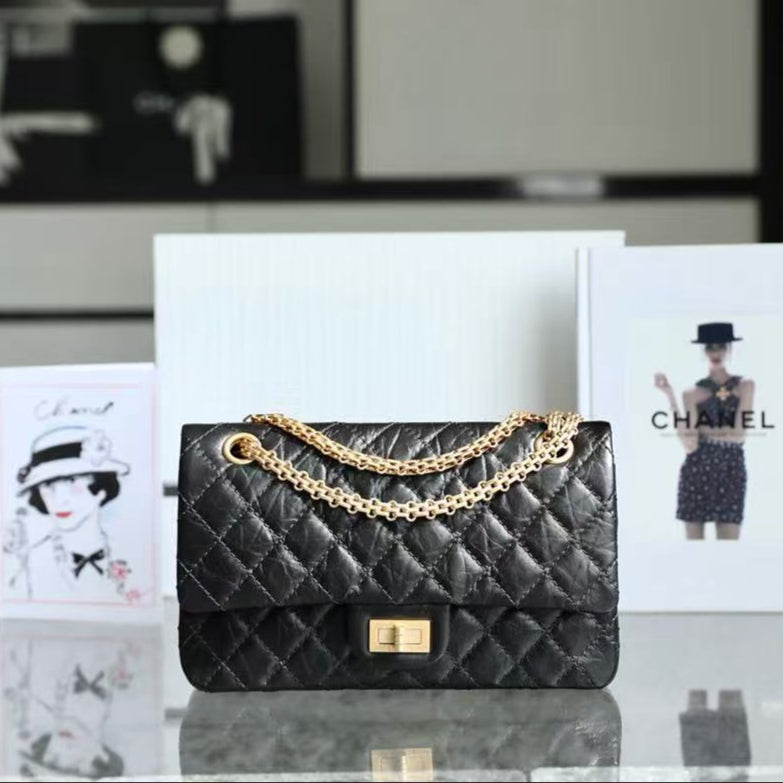CC CLASSIC 2.55 FLAP BAG 24CM BLACK AGED LAMBSKIN