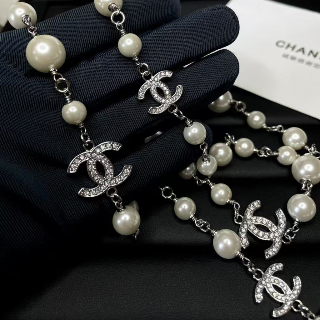 Collier long CC Pearl en argent 65 cm avec cristaux