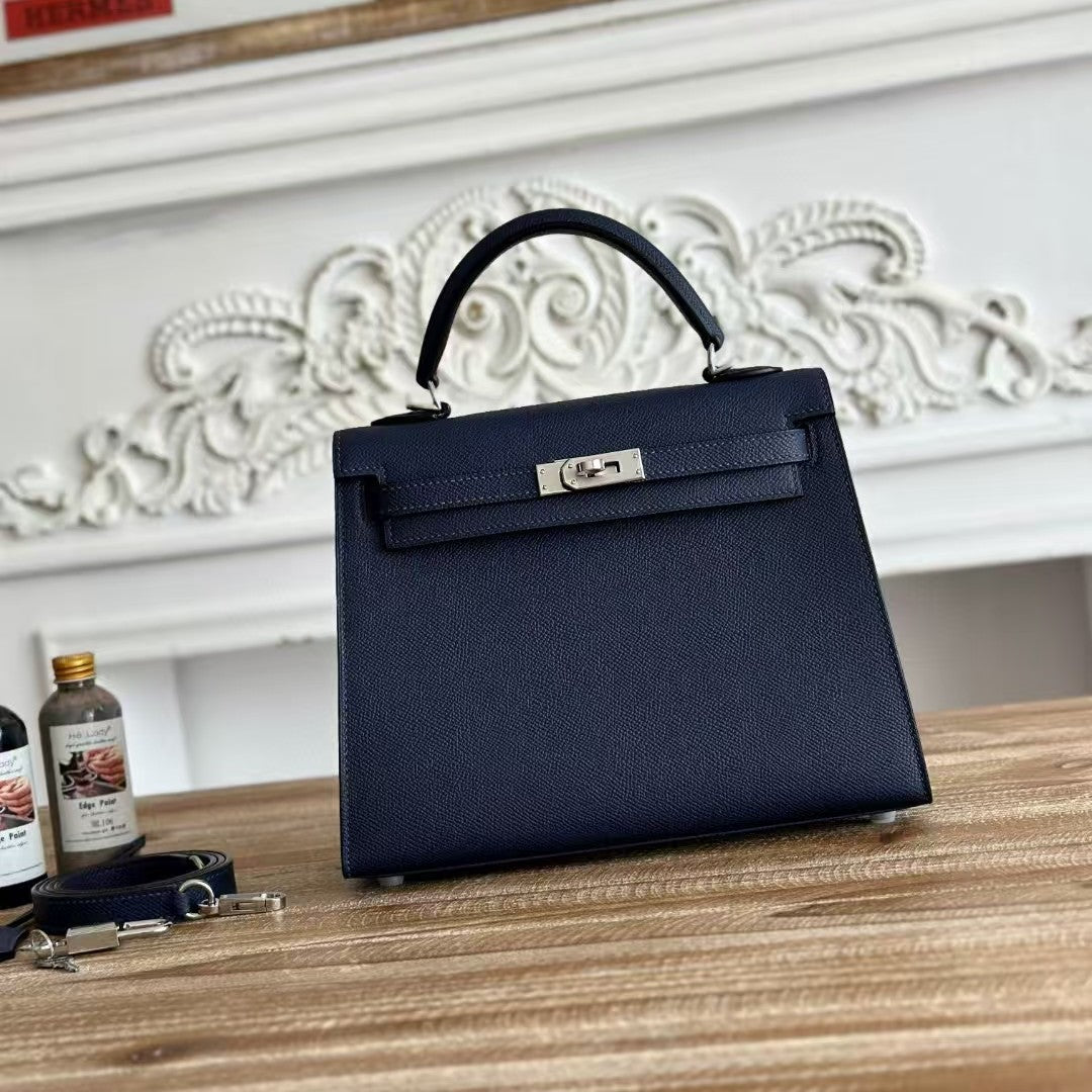 HM KELLY SELLIER CUIR EPSOM BLEU QUINCAILLERIE ARGENTÉE