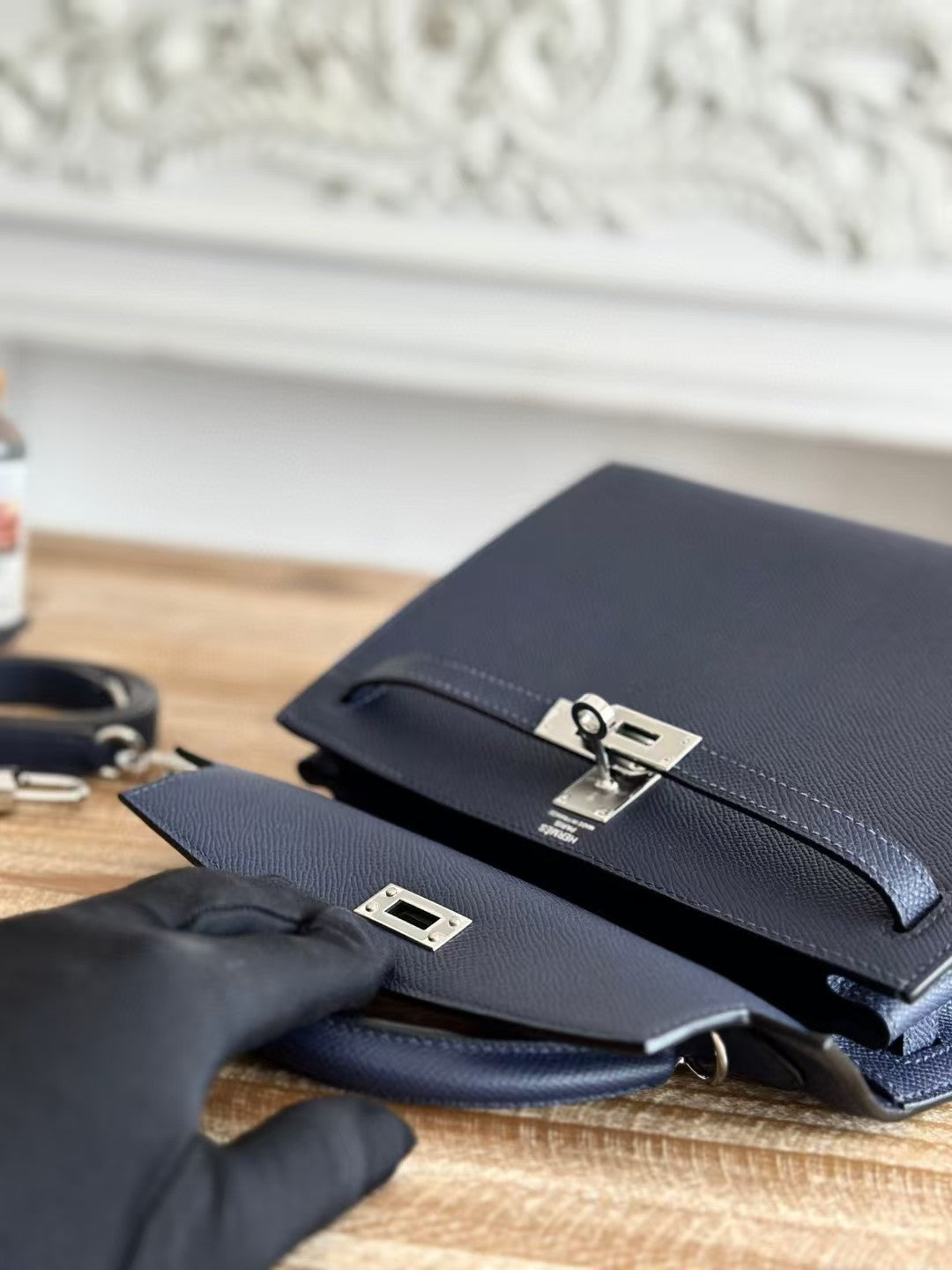 HM KELLY SELLIER CUIR EPSOM BLEU QUINCAILLERIE ARGENTÉE
