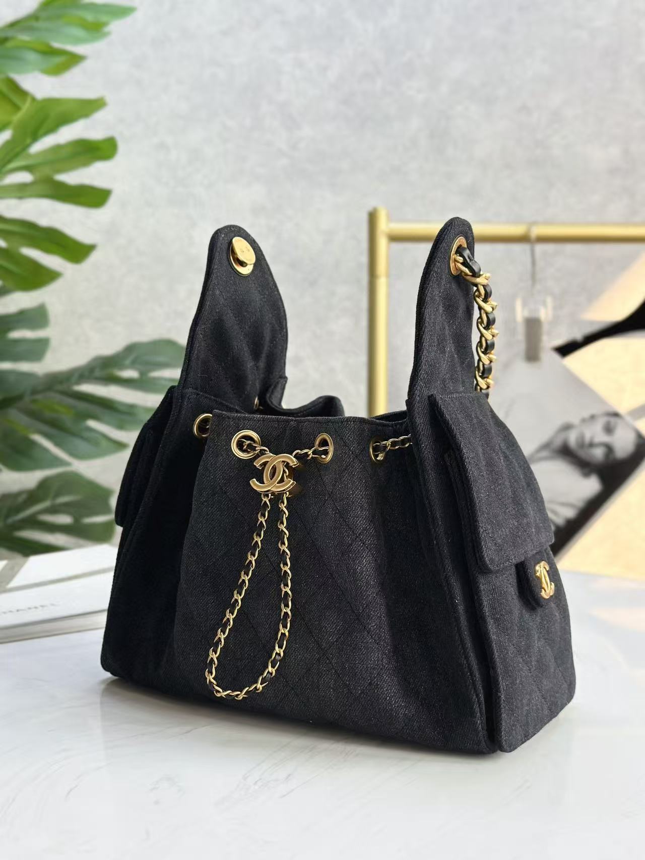 CC 25C HOBO BAG 30CM BLACK DENIM