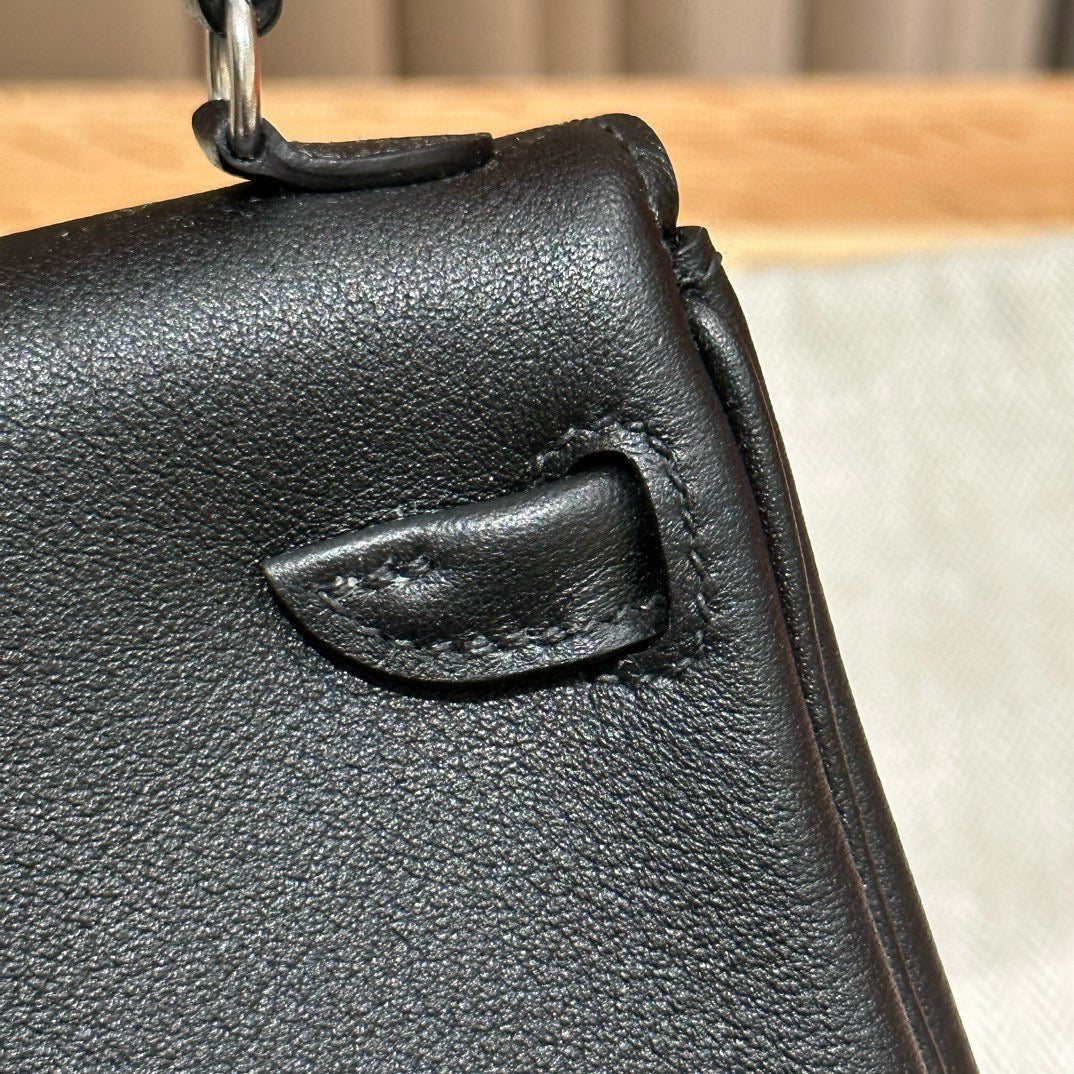 POUPÉE HM KELLY 16CM CUIR GULLIVER NOIR