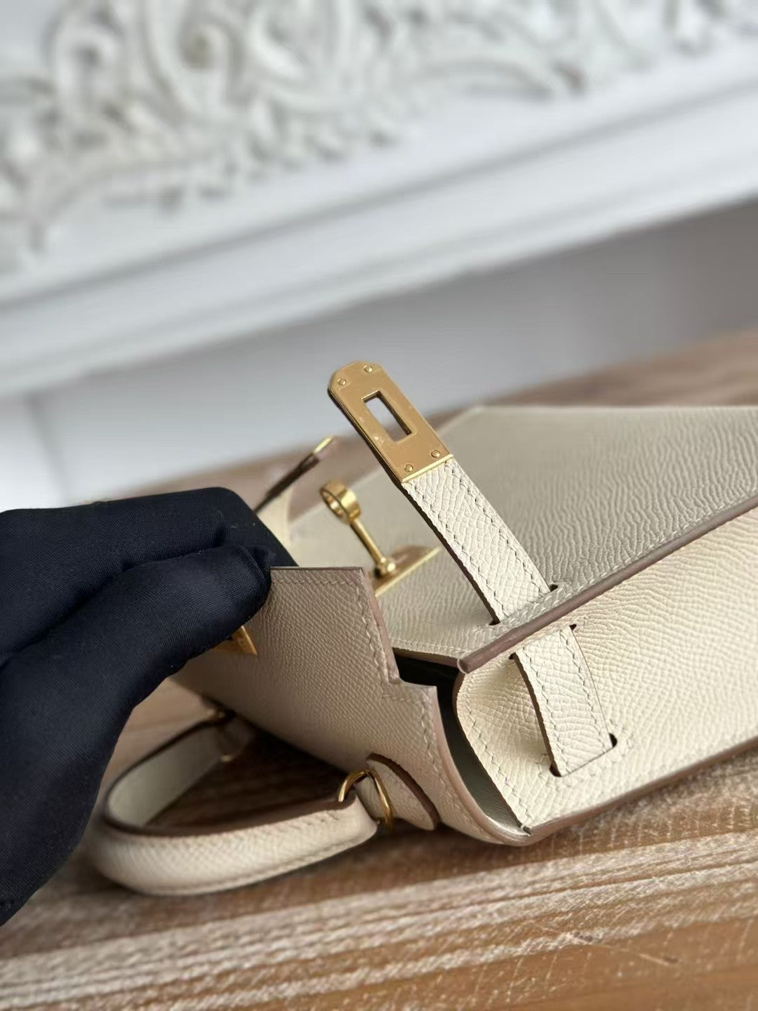 HM KELLY MINI 19 CUIR DE VEAU BLANC ACIER DORÉ