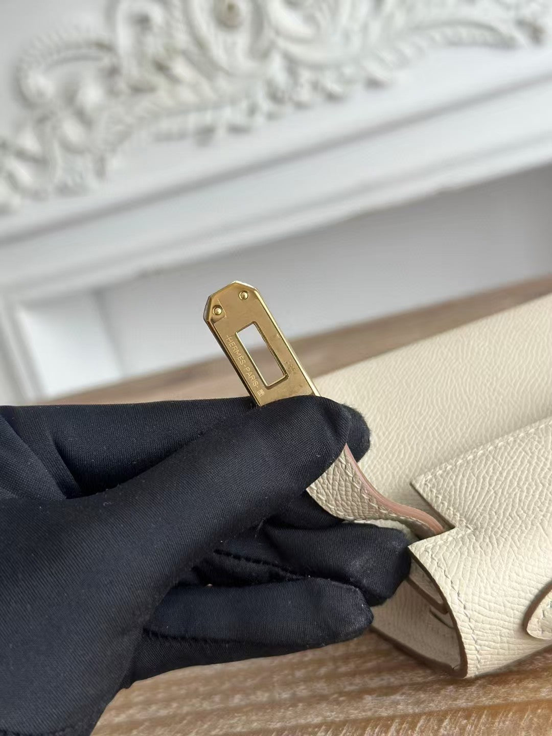 HM KELLY MINI 19 CUIR DE VEAU BLANC ACIER DORÉ