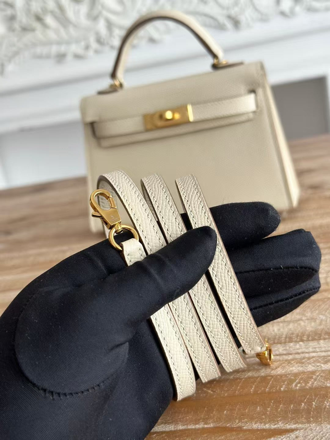 HM KELLY MINI 19 CUIR DE VEAU BLANC ACIER DORÉ