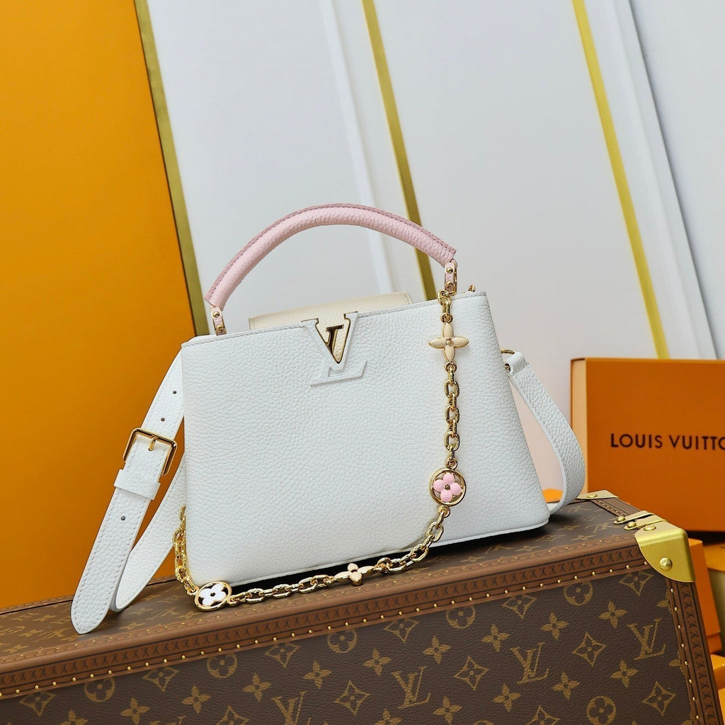 LV 27 VERROUILLAGE EN OR BLANC CUIR DE VEAU 221456