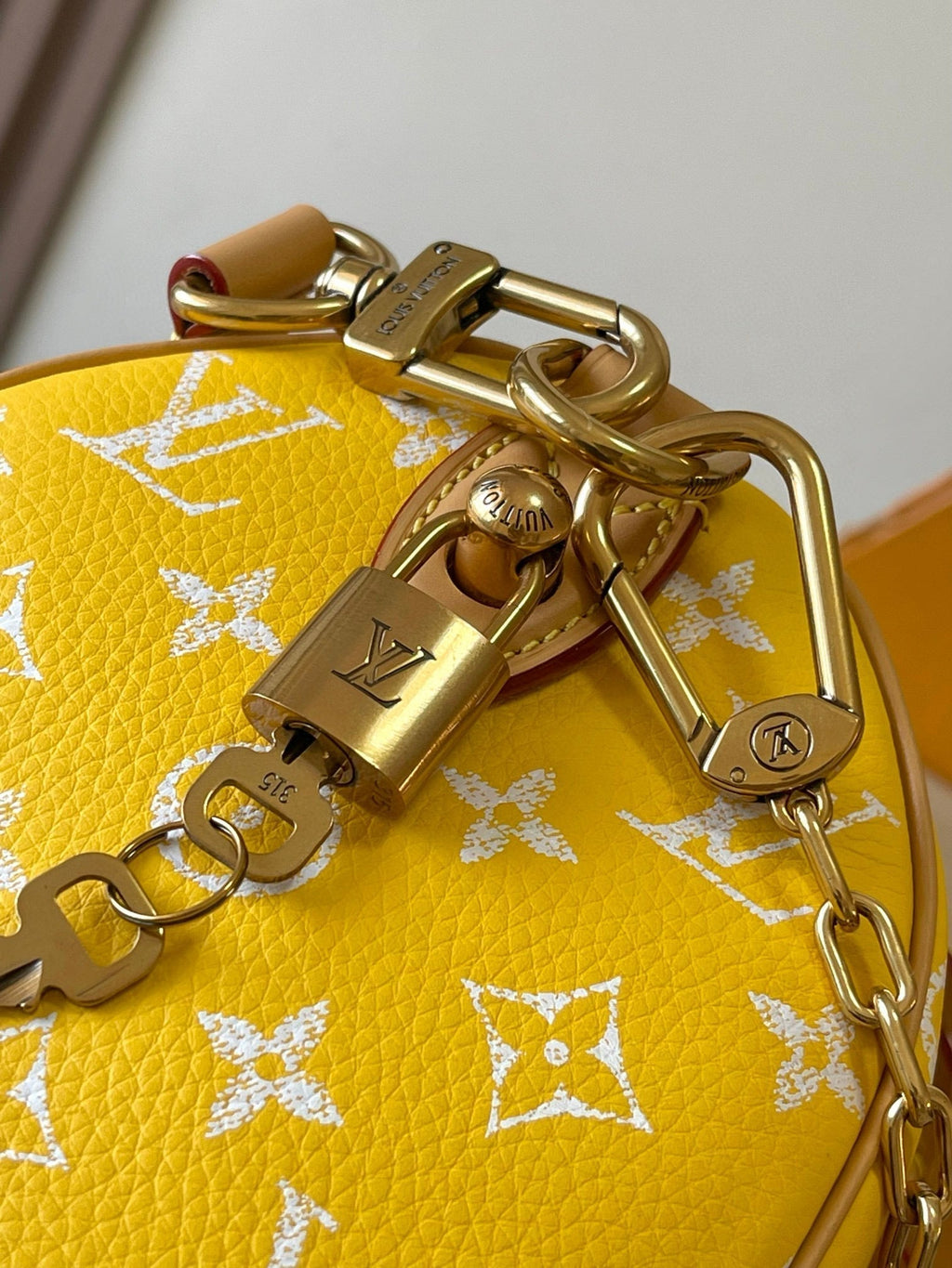 SPEEDY P9 BANDOULIÈRE 25CM CUIR DE VEAU JAUNE