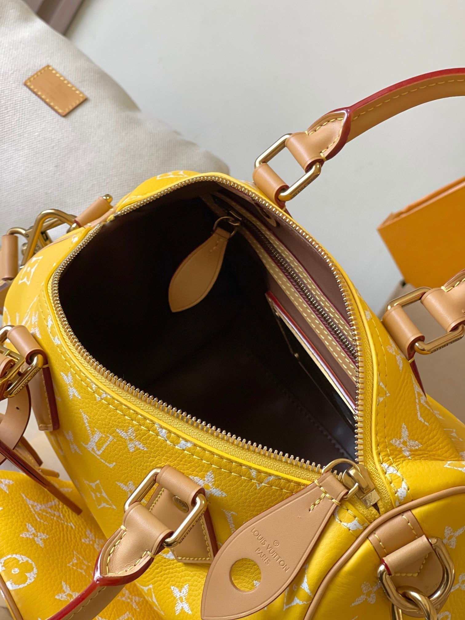 SPEEDY P9 BANDOULIÈRE 25CM CUIR DE VEAU JAUNE