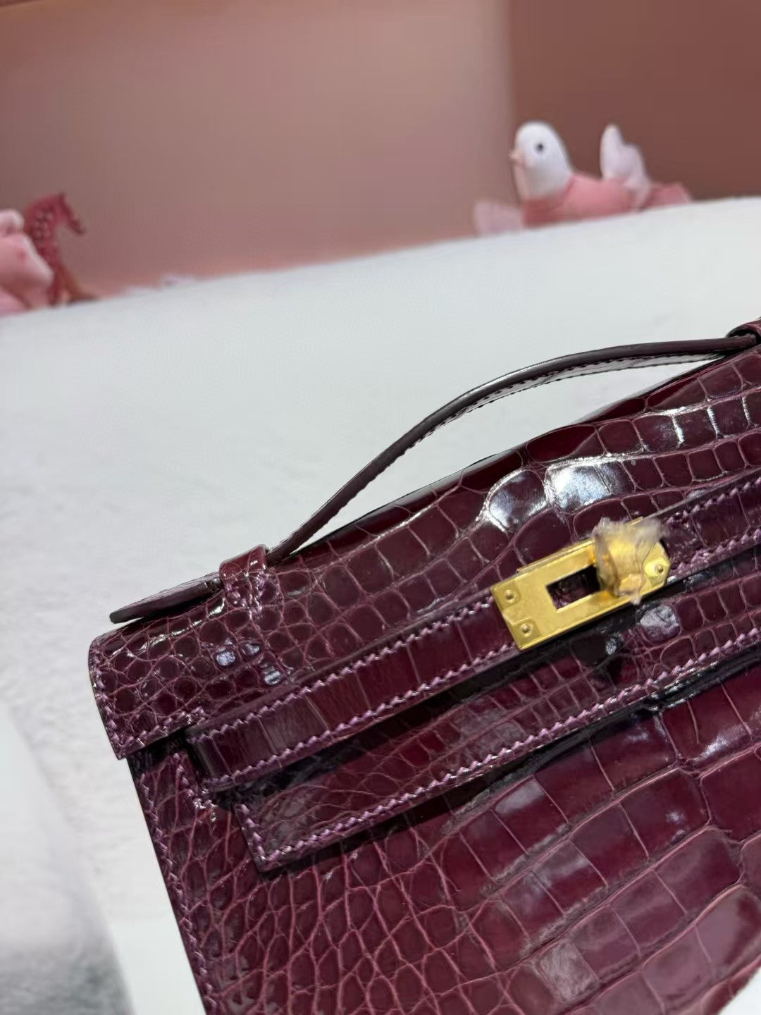 HM KELLY MINI 22 BOUCLE EN ALLIGATOR AMÉRICAIN ROUGE BORDEAUX (FABRIQUÉ SUR COMMANDE)