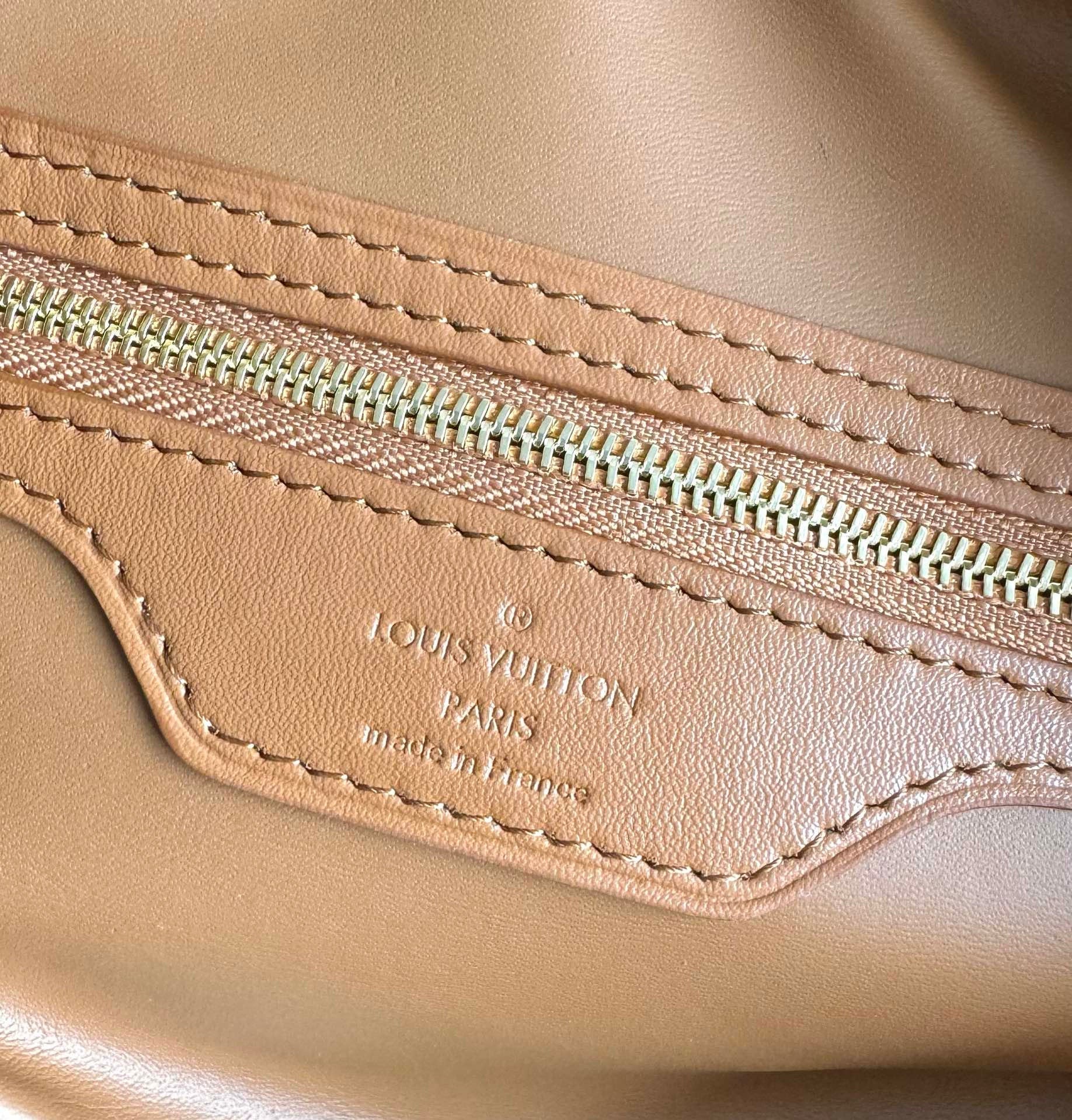 Toile Monogram LV Speedy Soft 30 Boho Marron Quincaillerie Dorée