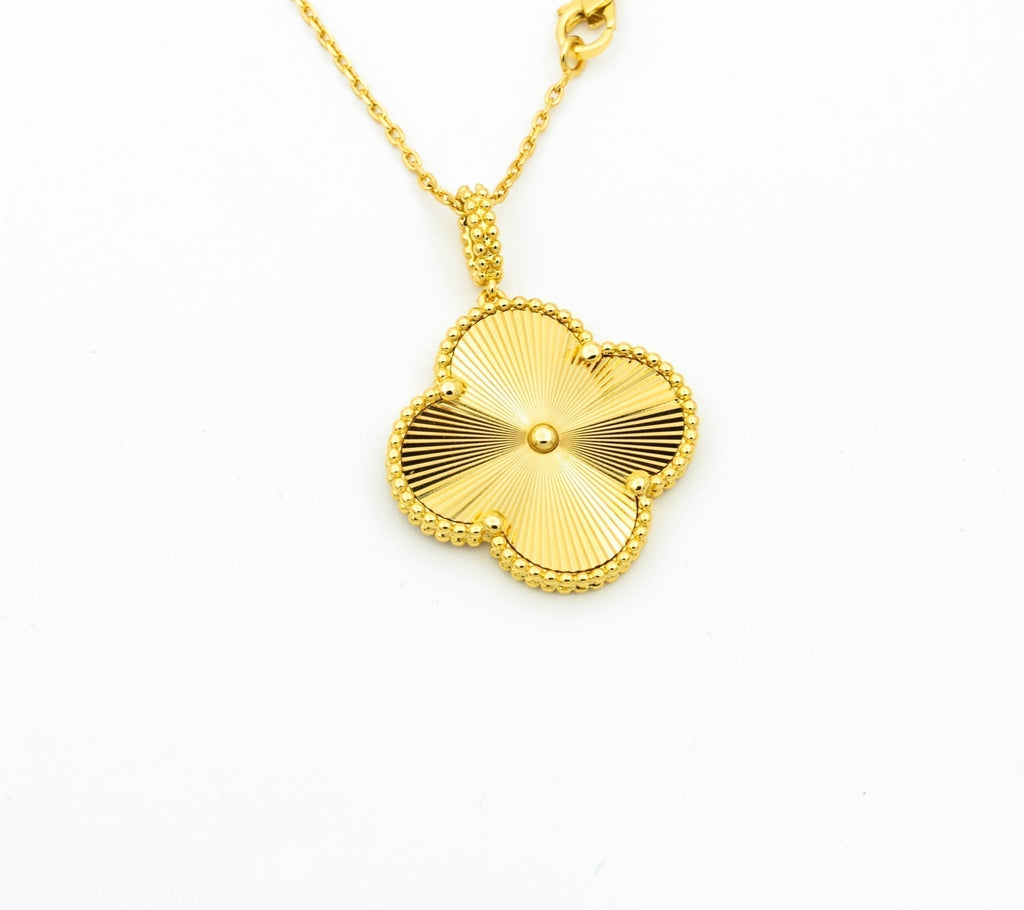 CLOVER 25MM PEDANT NECKLACE GOLD