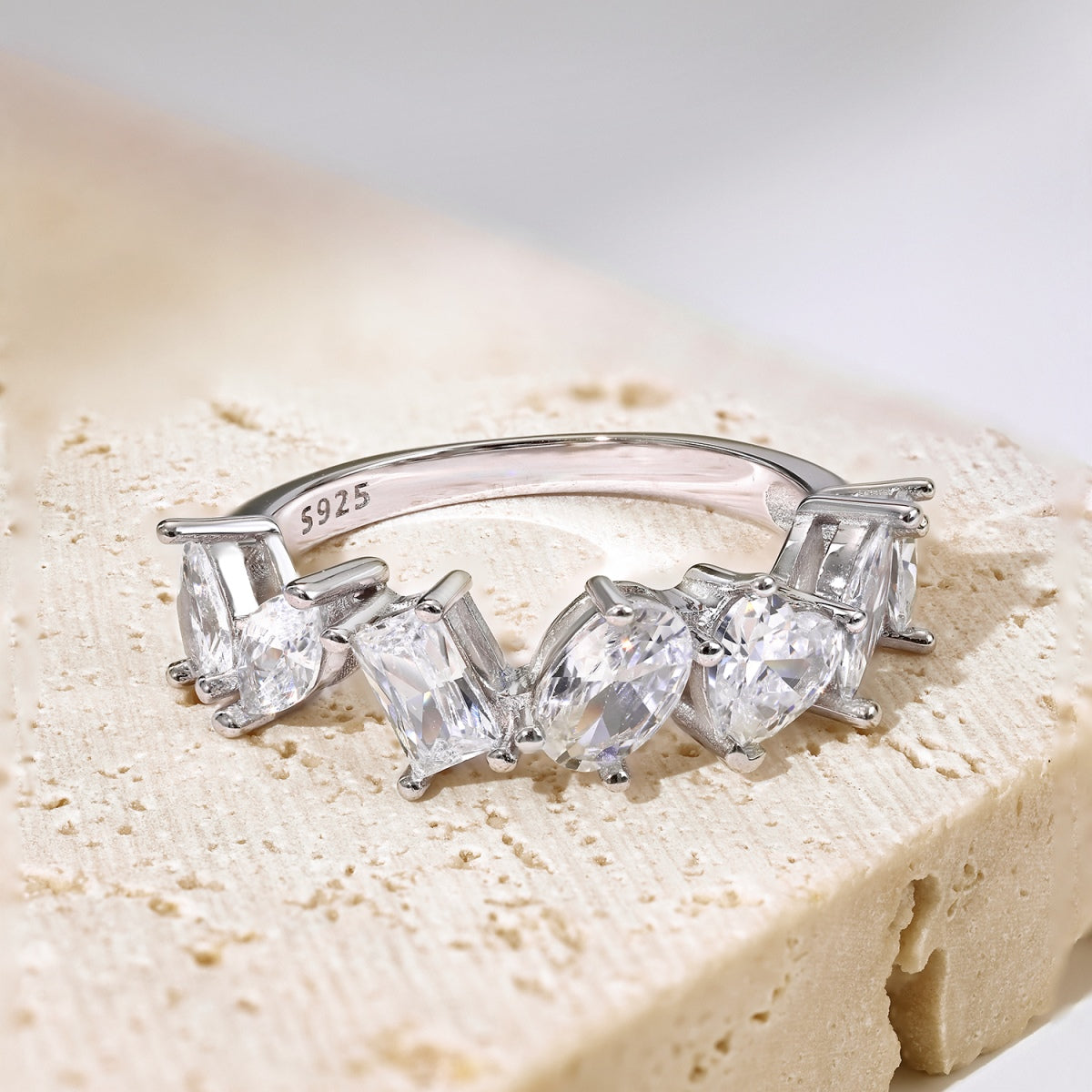 [HOT] Bague délicate à plusieurs coupes