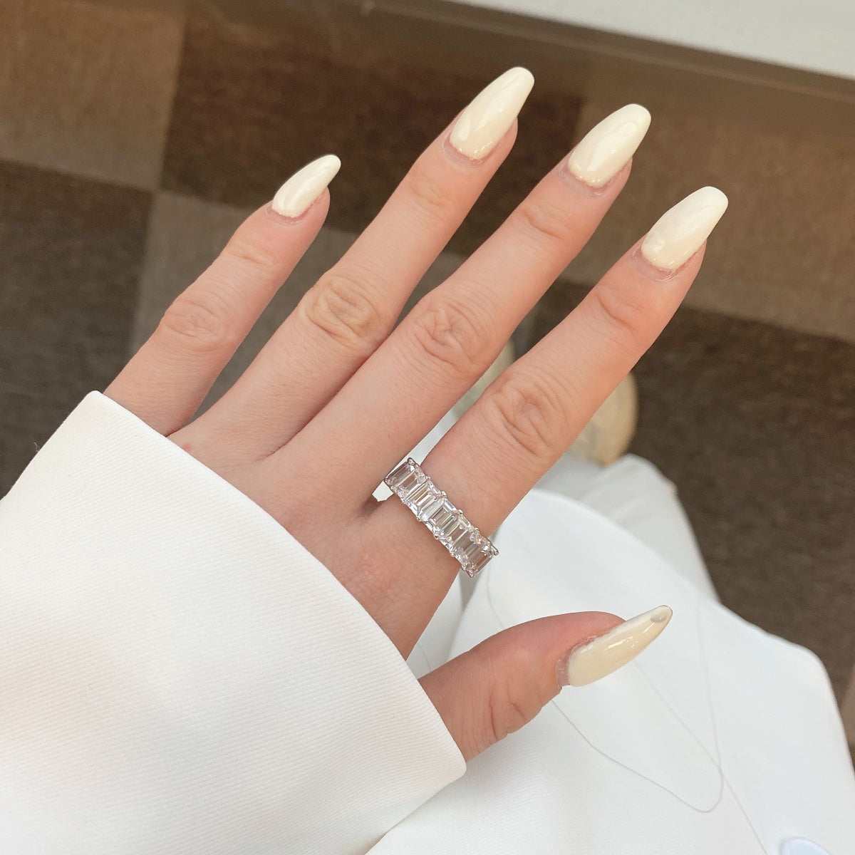 [HOT] Bague tennis élégante taille émeraude de 0,75 carat