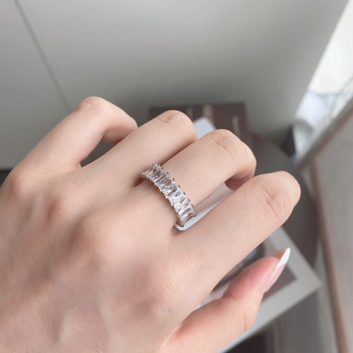 [HOT] Bague unique et colorée à taille radiante