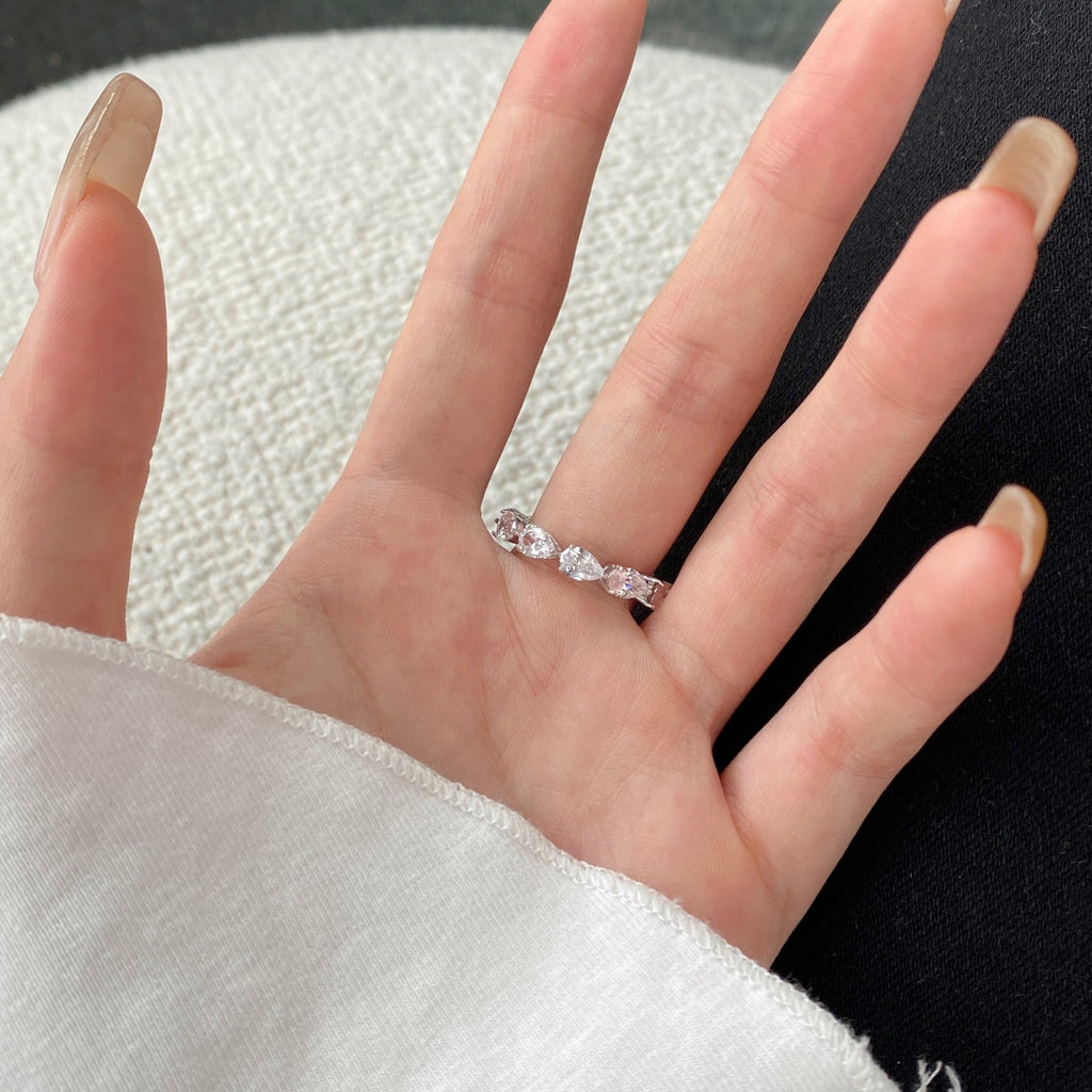 [HOT] Superbe bague de tennis taille poire