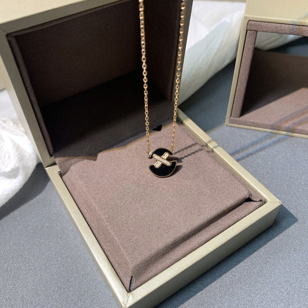 JEUX DE ROSE GOLD DIAMOND NECKLACE