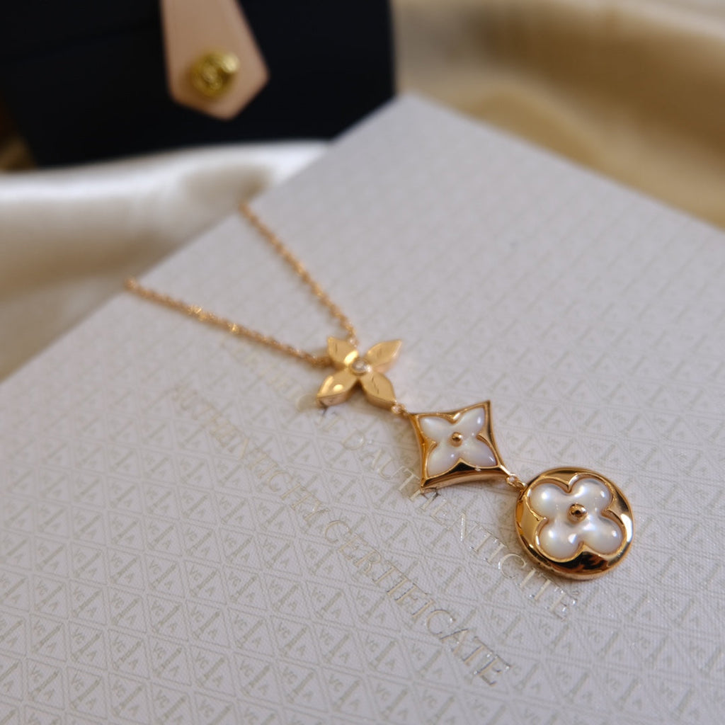 COLOR BLOSSOM LARIAT NECKLACE ROSE GOLD WHITE MOTHER PEARL AND DIAMOND