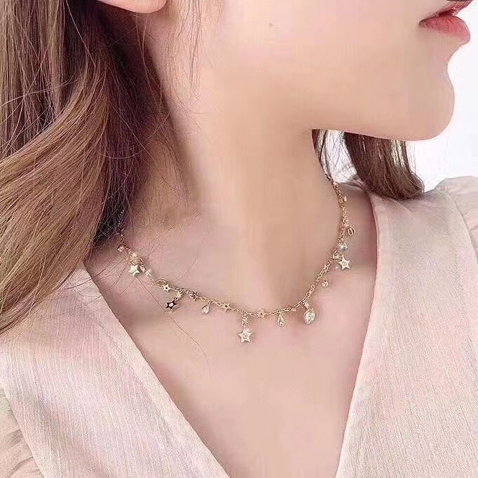 COLLIER CD STAR LOVE AVEC LE MÊME MATÉRIAU