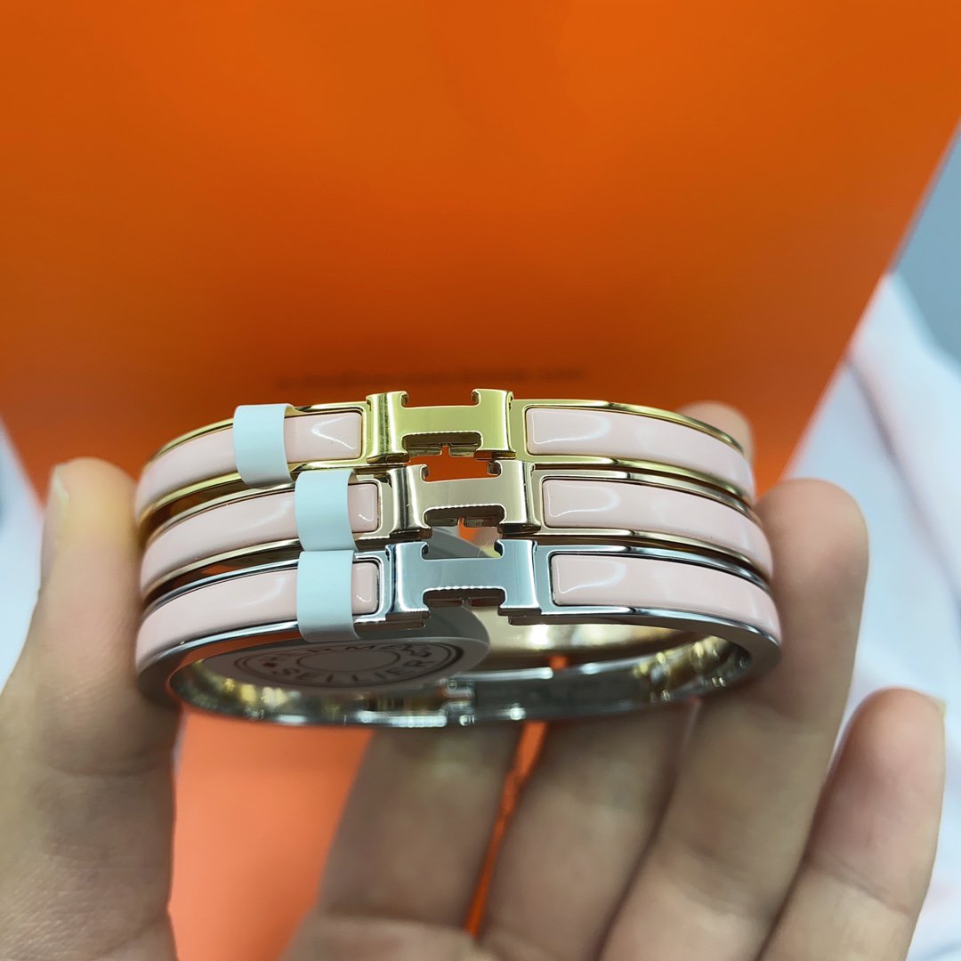 クラシック HM クリック ピンク 8mm エナメルブレスレット