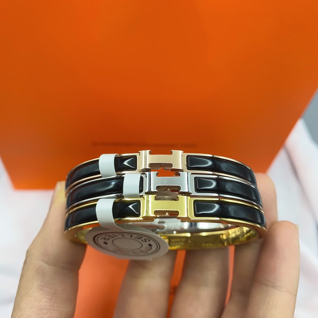 クラシック HM クリック ブラック 8mm エナメルブレスレット