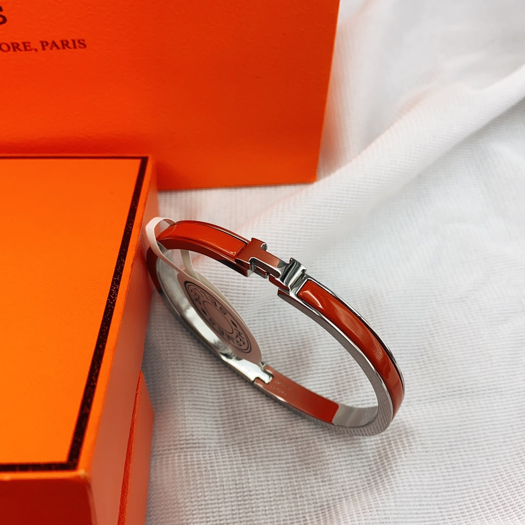 BRACELET CLASSIQUE HM CLIC ROUGE ÉMAIL 8 MM