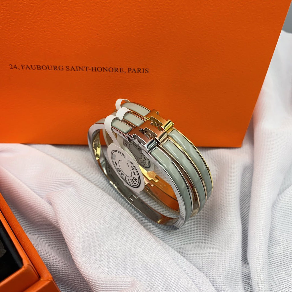 BRACELET CLASSIQUE HM CLIC VERT 8 ​​MM ÉMAIL