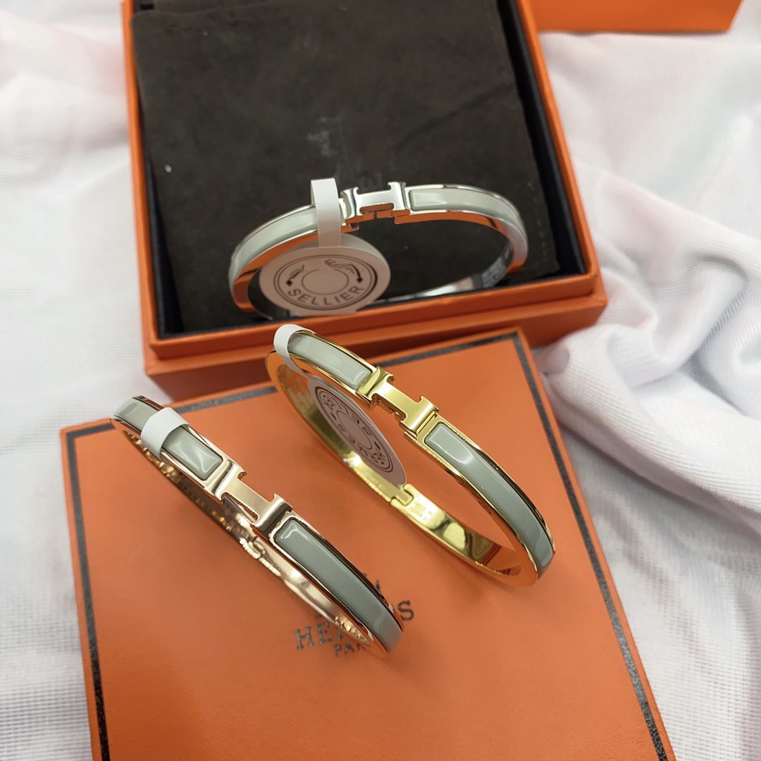 BRACELET CLASSIQUE HM CLIC VERT 8 ​​MM ÉMAIL