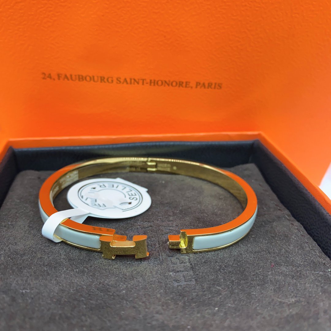 BRACELET CLASSIQUE HM CLIC VERT 8 ​​MM ÉMAIL