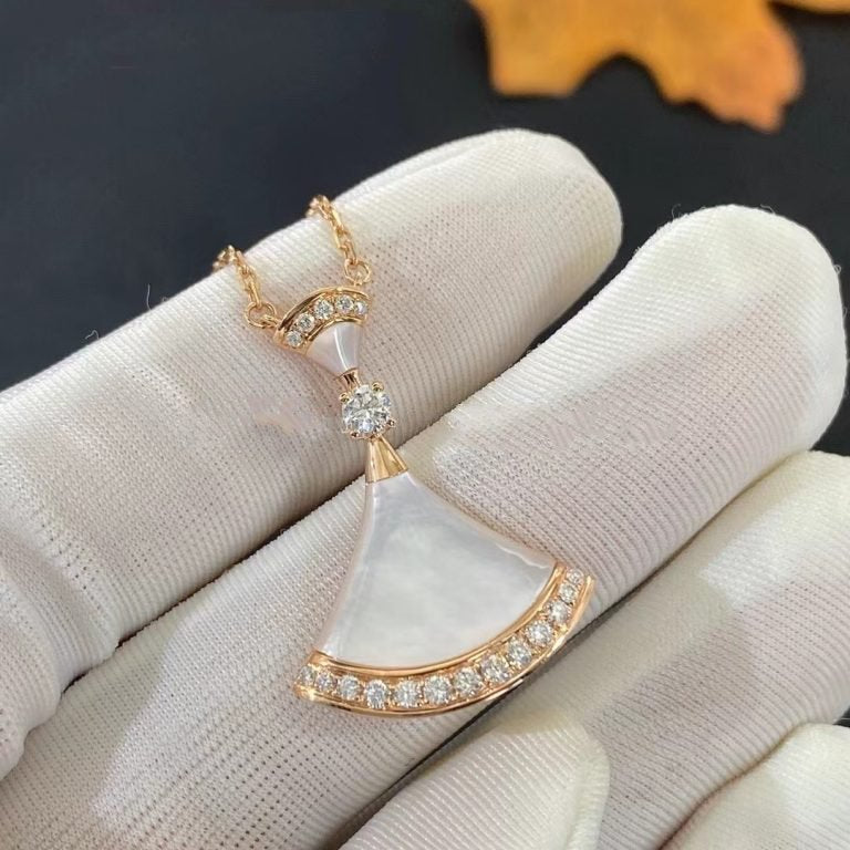 DREAM NECKLACE MOP ROSE GOLD DIAMOND