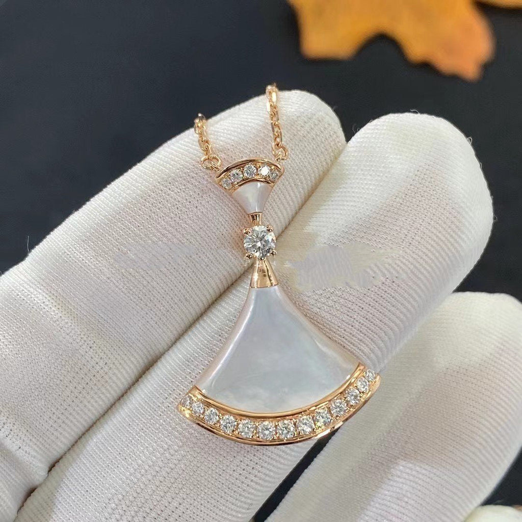 DREAM NECKLACE MOP ROSE GOLD DIAMOND