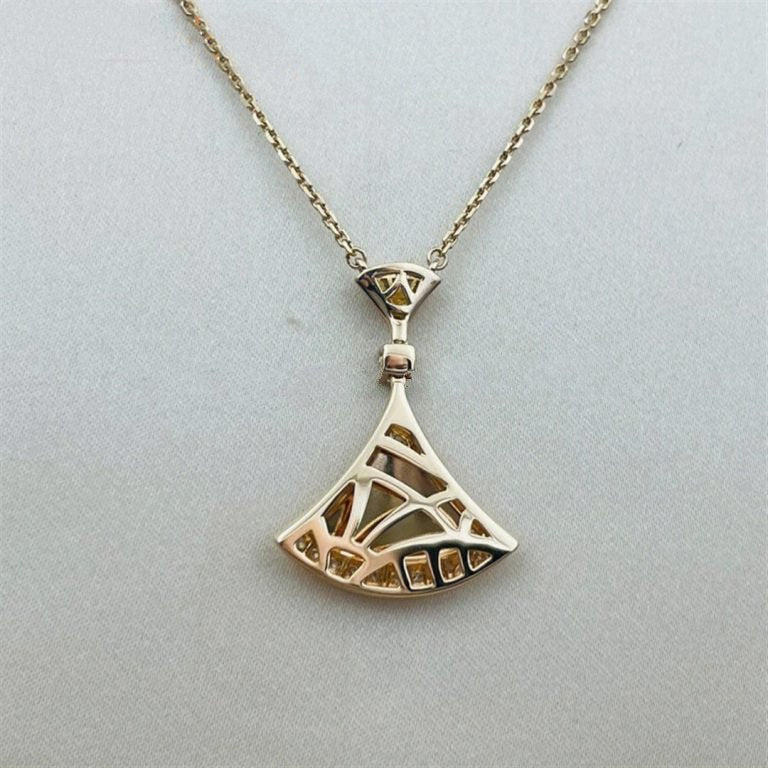 DREAM NECKLACE ROSE GOLD DIAMOND