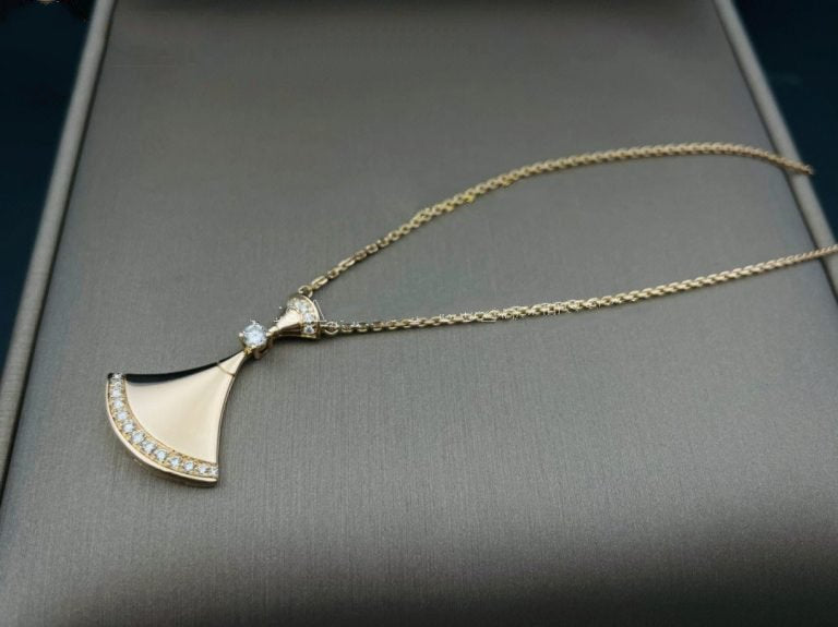DREAM NECKLACE ROSE GOLD DIAMOND
