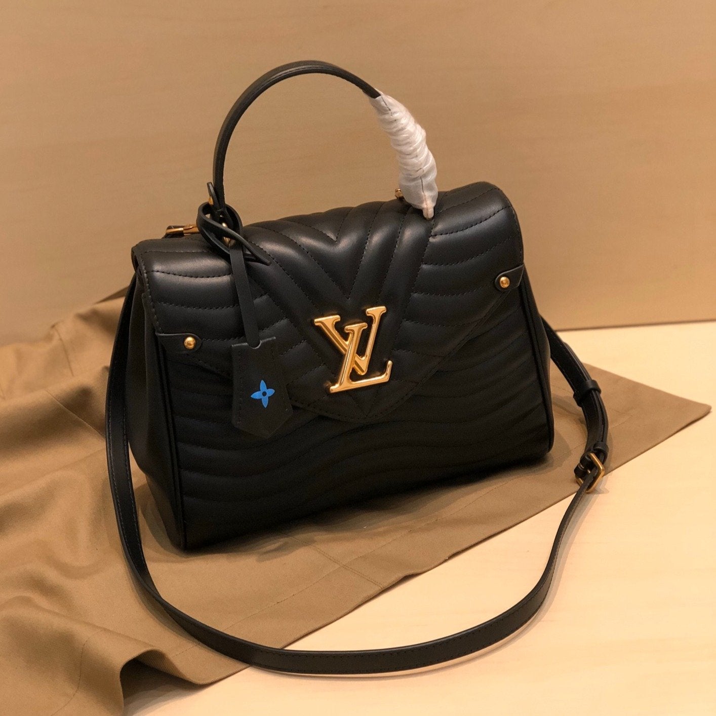 SAC À MAIN LV 26 CM EN CUIR DE VEAU NOIR