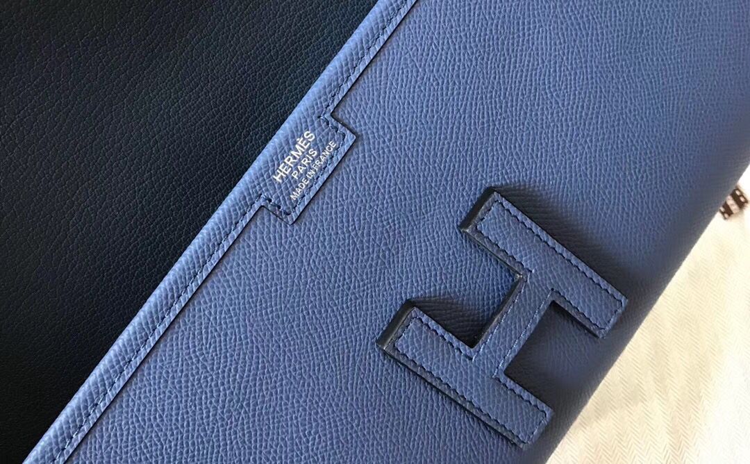 Pochette Hermès Jige Elan 29 en cuir EPSOM bleu agate