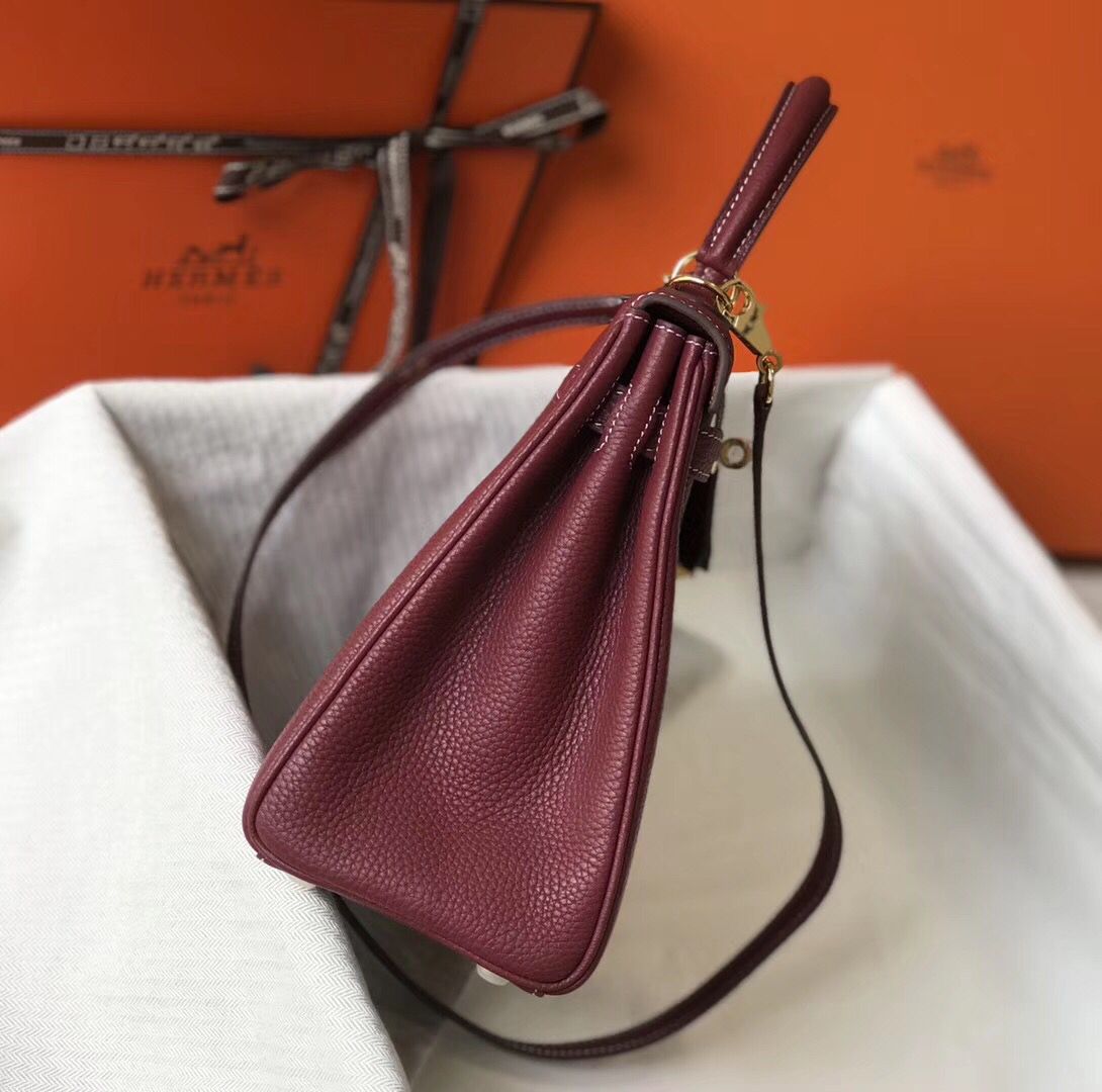 HM ケリー 28cm バーガンディ トーゴレザー ゴールド金具